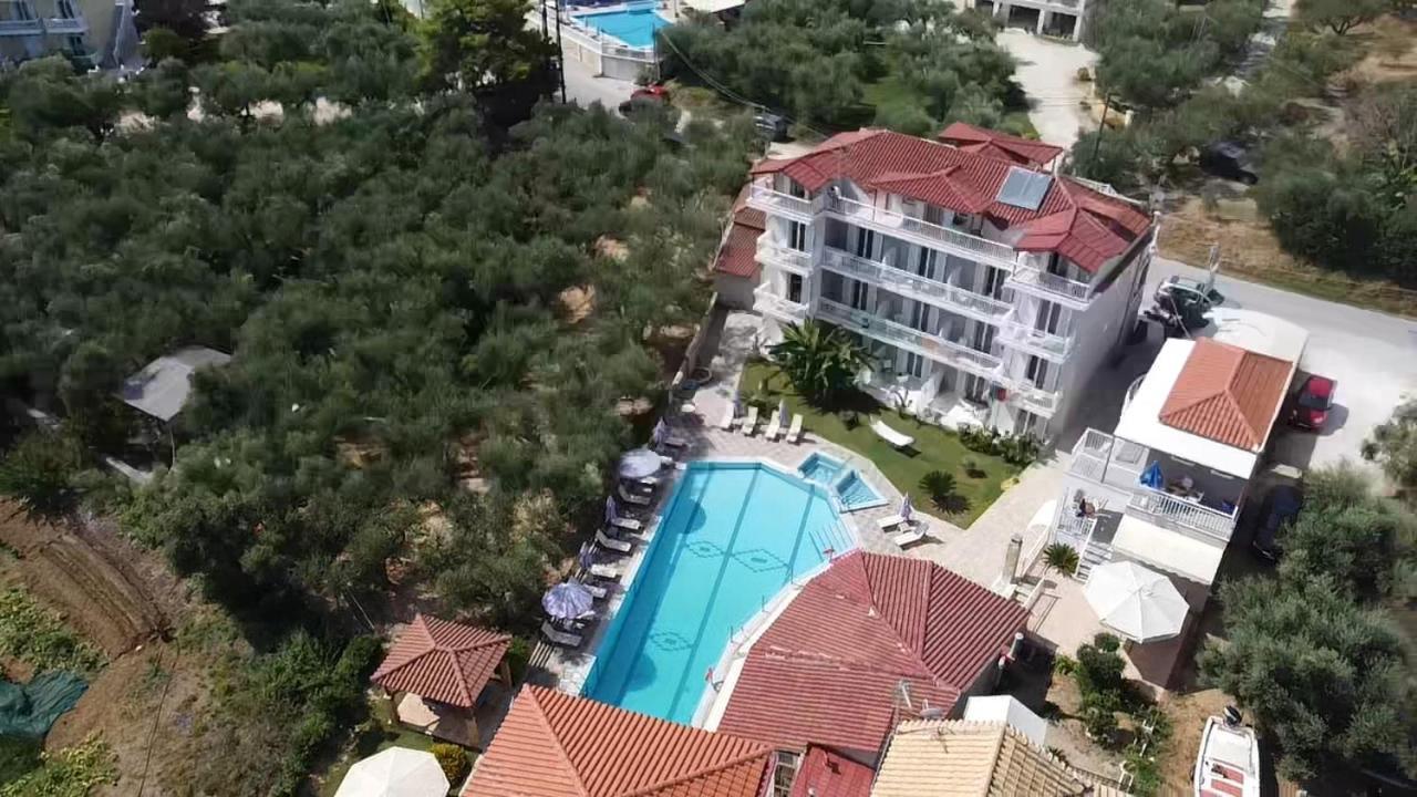 Amoudi Studios Apartments Hotel Exteriér fotografie