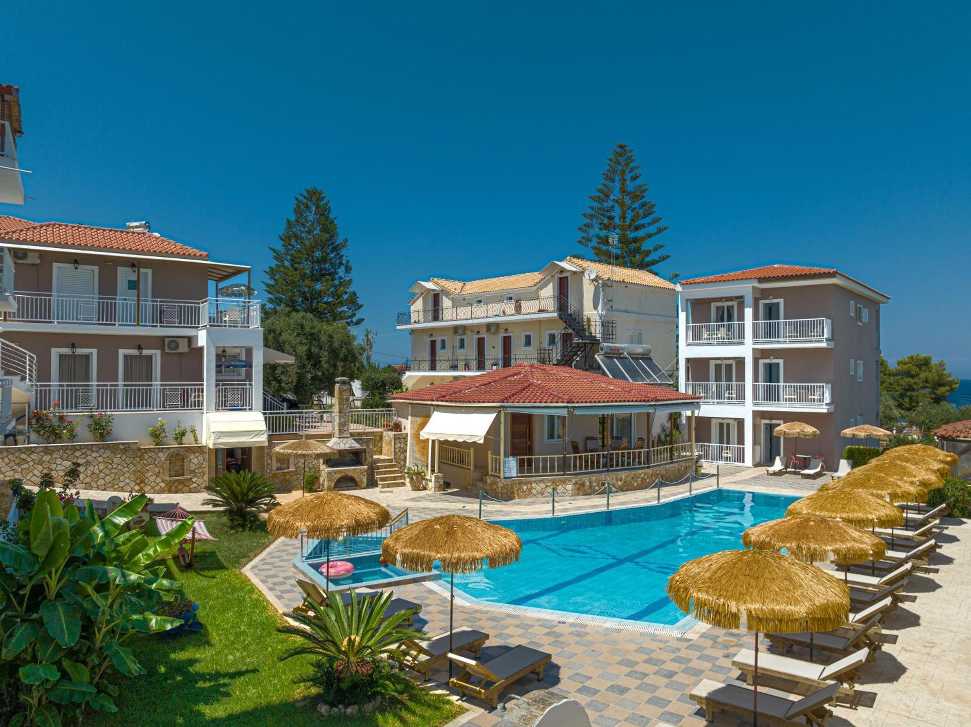 Amoudi Studios Apartments Hotel Exteriér fotografie